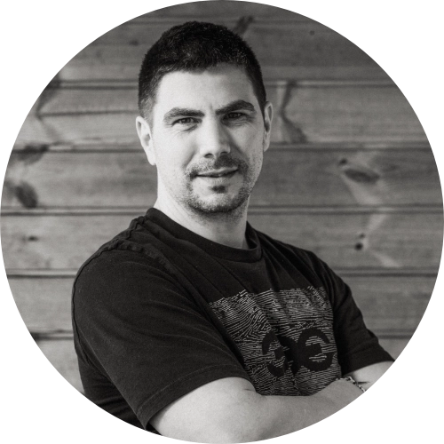 Lukáš Pejsar, zakladatel a architekt 3AE – černobílý portrét.